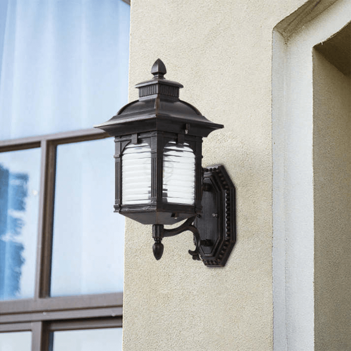 Antique Glass Outdoor Wall Lamp - Vintage Charm for Courtyards