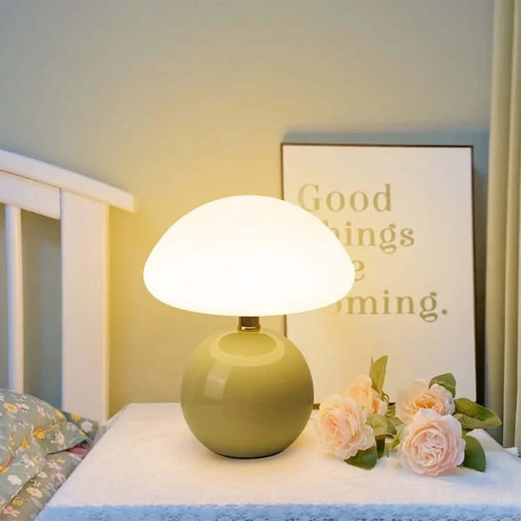 French Cream Ceramic Mushroom Lamp - Whimsical Bauhaus Decor, 20cm, LED
