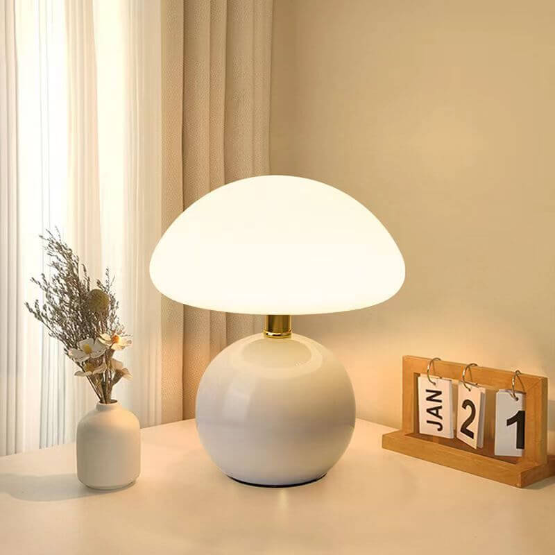French Cream Ceramic Mushroom Lamp - Whimsical Bauhaus Decor, 20cm, LED