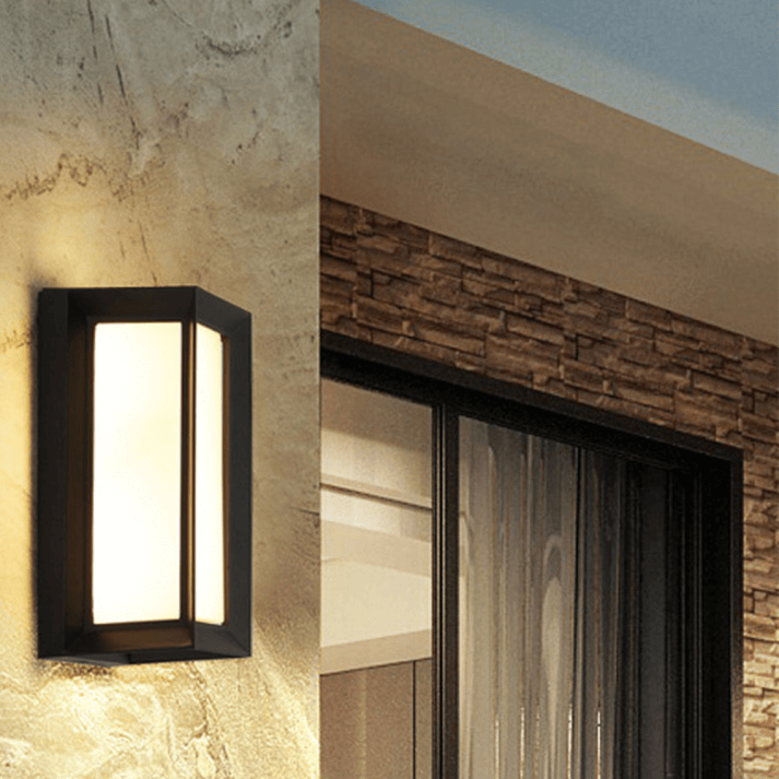Modern Black & White Outdoor Wall Lamp - LED, Weatherproof, Stylish Garden Light