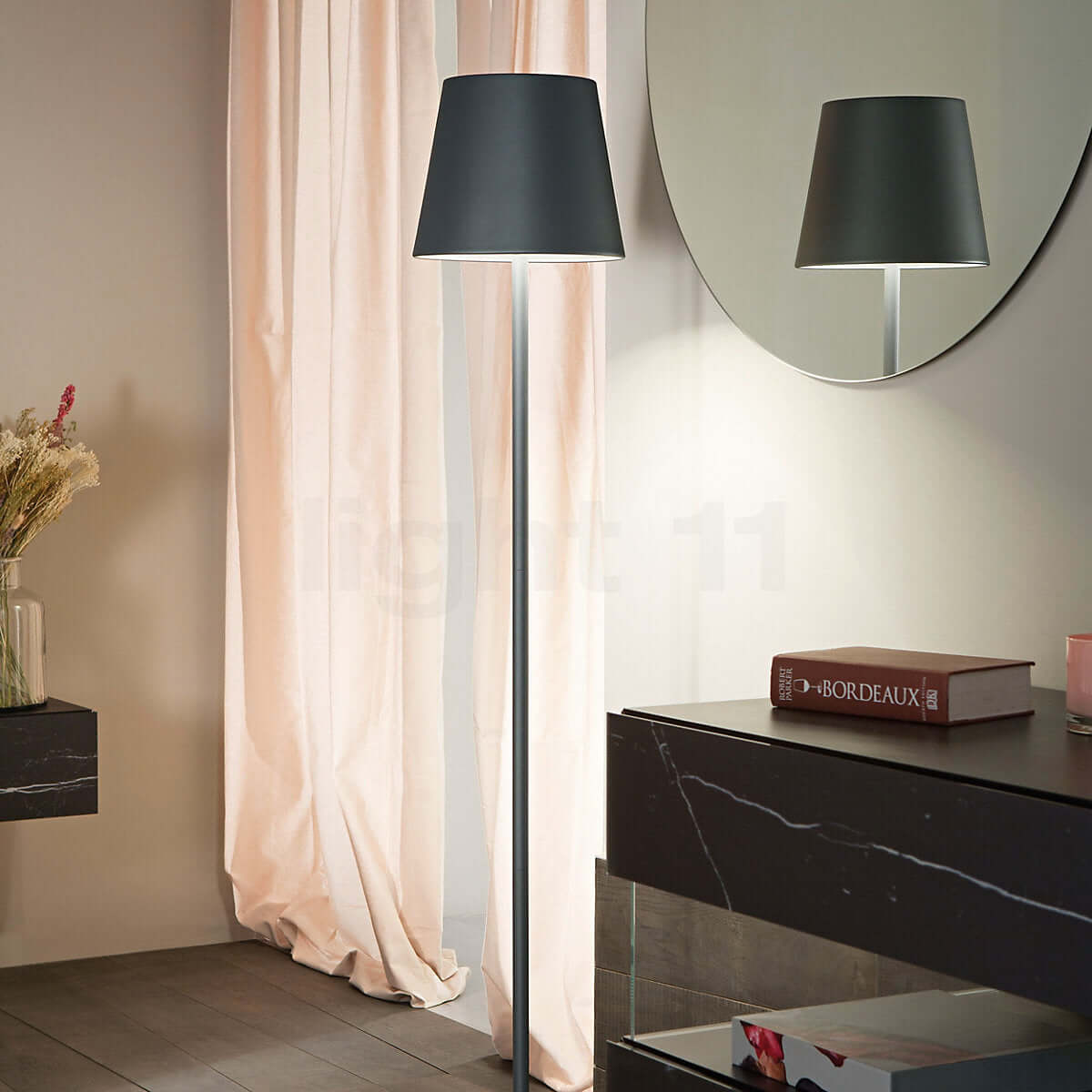Rechargeable LED Floor Lamp - Modern Adjustable Aluminum & Acrylic Lamp - White/Black