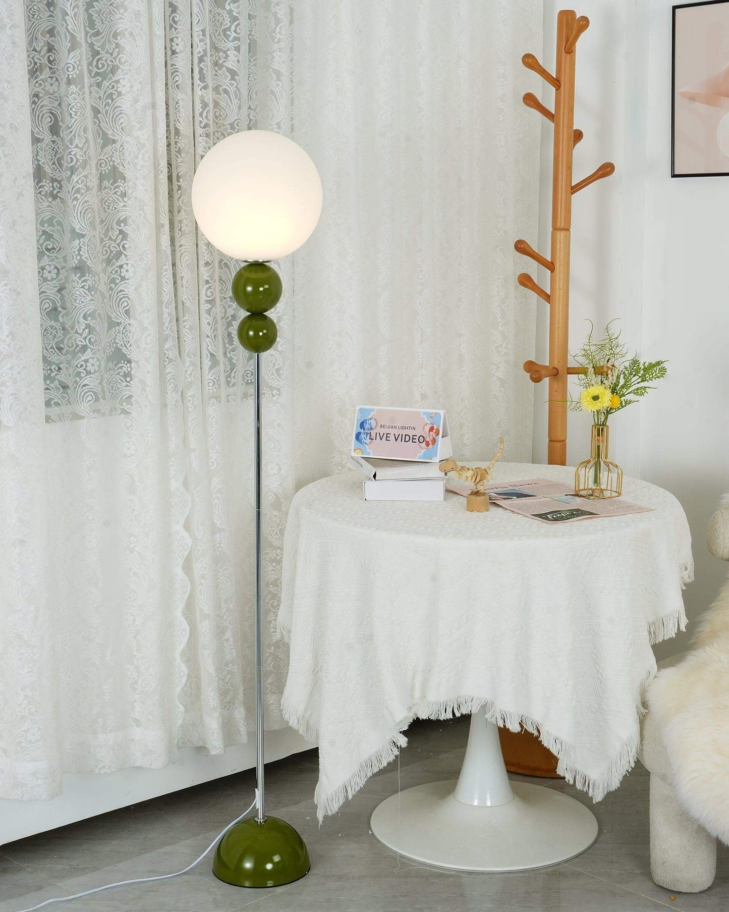 Modern Clavel Floor Lamp: Metal & Glass Design | E26/E27 Base | 5W LED