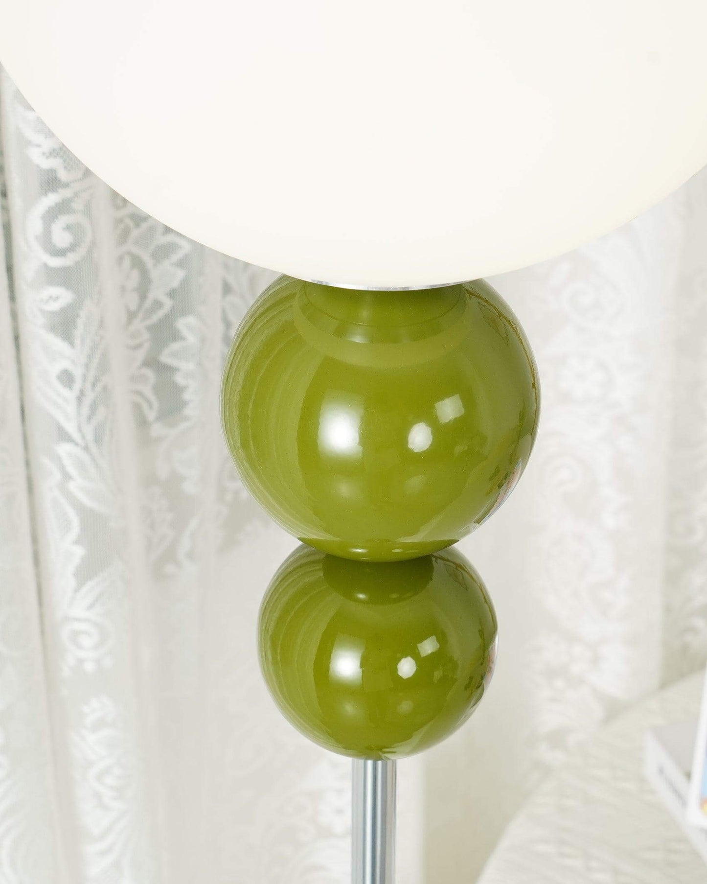 Modern Clavel Floor Lamp: Metal & Glass Design | E26/E27 Base | 5W LED