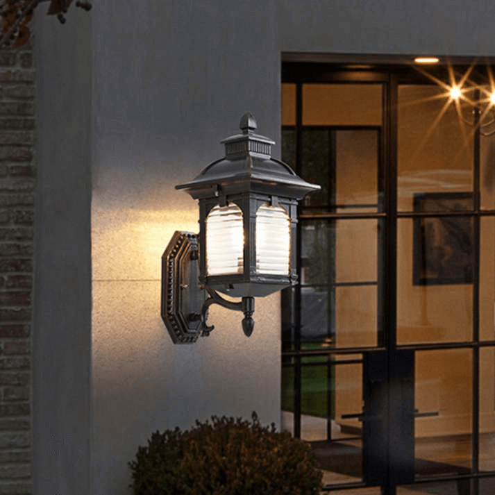 Antique Glass Outdoor Wall Lamp - Vintage Charm for Courtyards