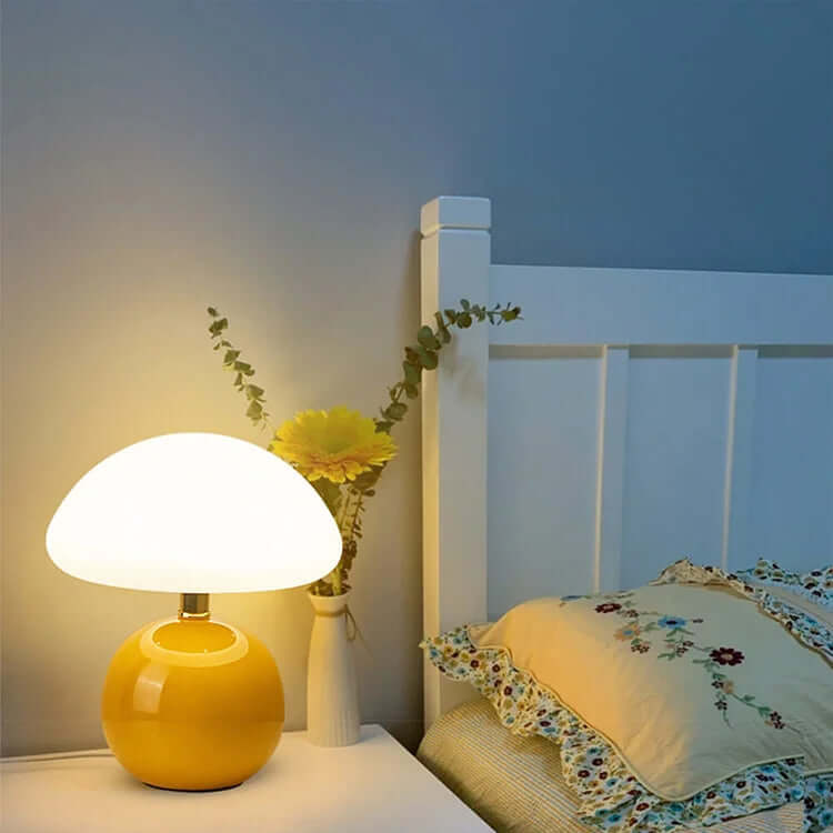 French Cream Ceramic Mushroom Lamp - Whimsical Bauhaus Decor, 20cm, LED