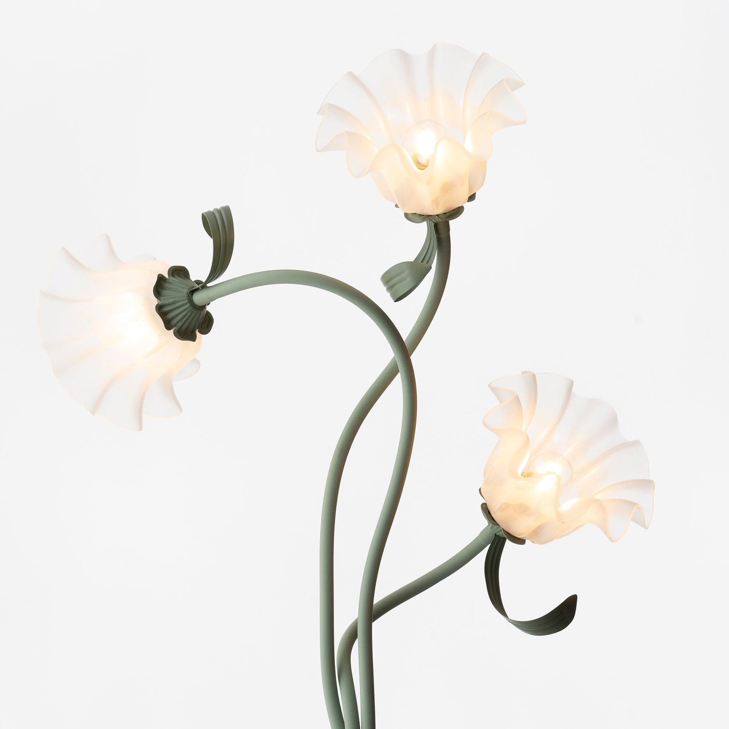 Calla Lily Flower Floor Lamp - Elegant Green Matte Finish with Delicate White Flowers