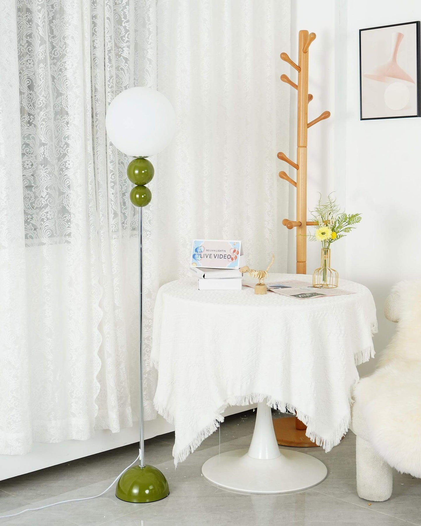 Modern Clavel Floor Lamp: Metal & Glass Design | E26/E27 Base | 5W LED