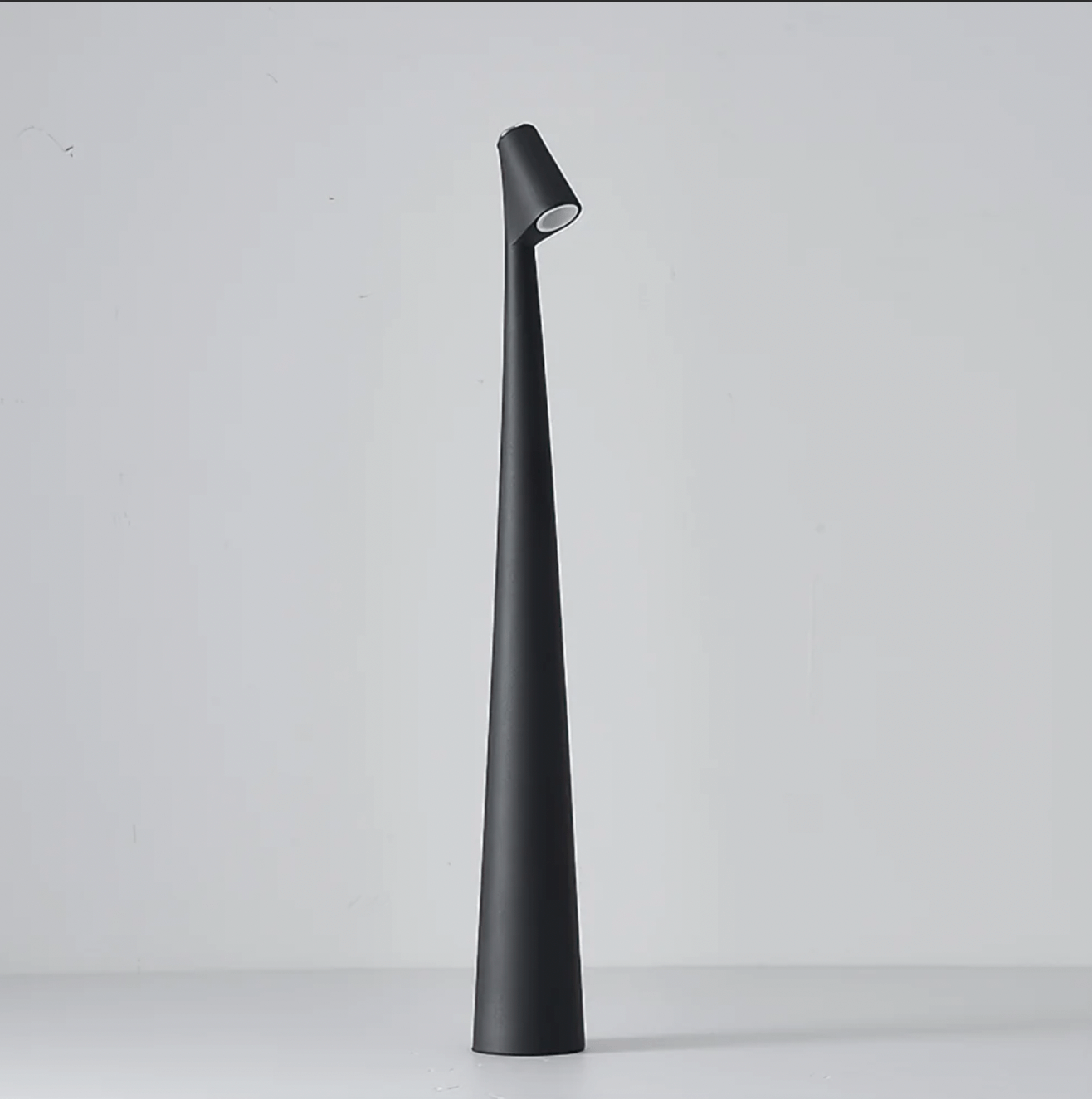Nordic Minimalist LED Desk Lamp | Rechargeable | Dimmable | Touch Control | 35/45cm